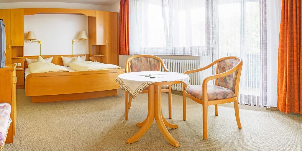 Gasthof Und Pension Zum Kreuz Lautenbach Rum bild
